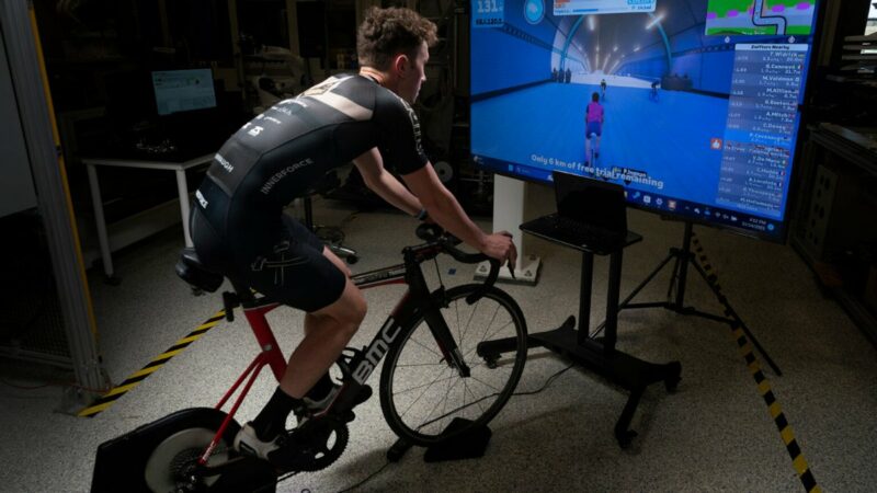 La volata del ciclismo virtuale verso Los Angeles 2028